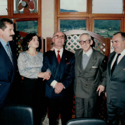 Jubilación: Suso Otero, a directora do instituto, Rubal, Mayán e Gacio, 1995